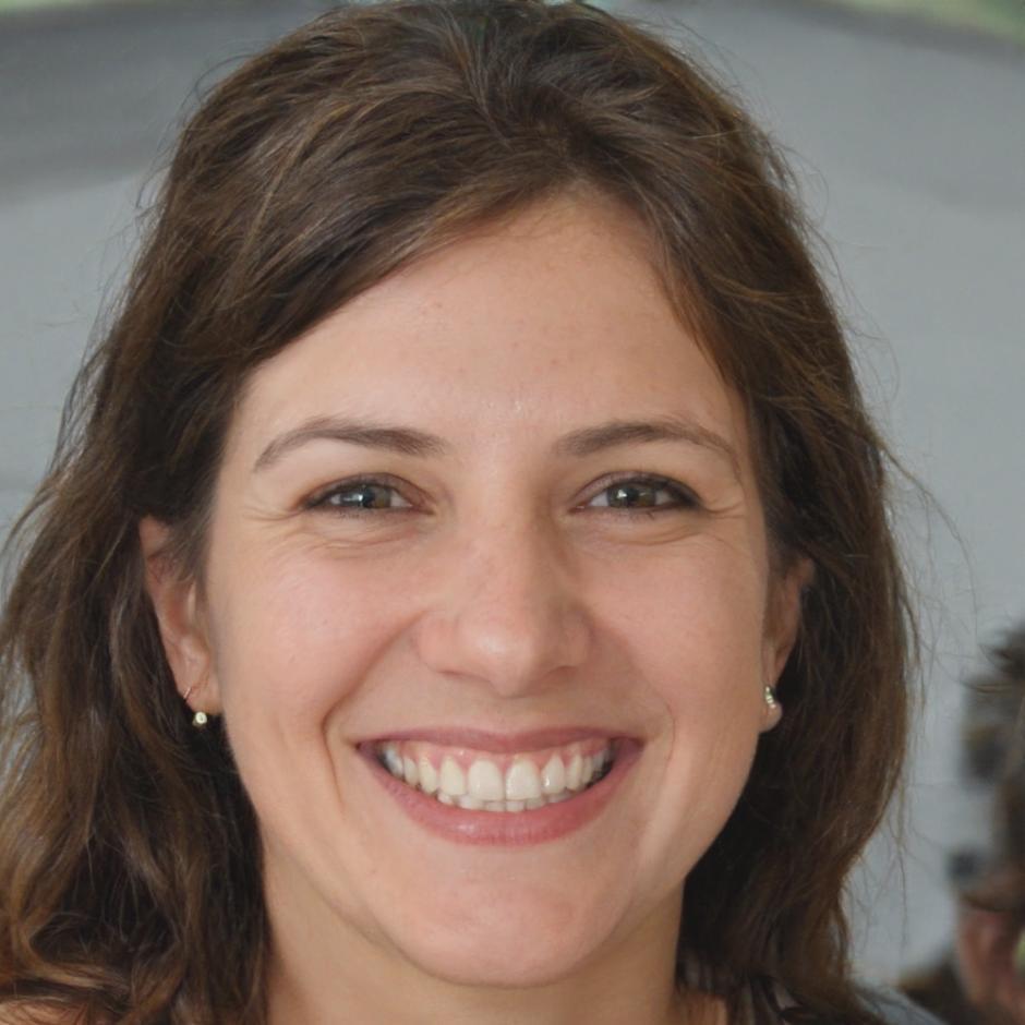 Retrato profesional de Adriana Montiel